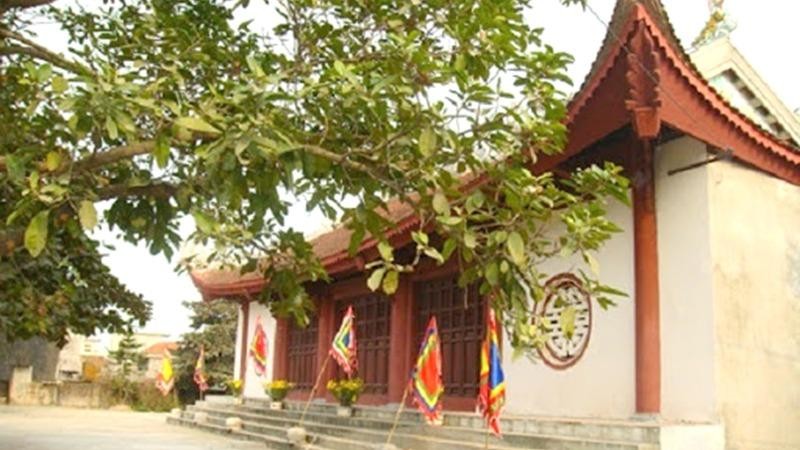 Đền thờ tướng quân Nguyễn Phục.