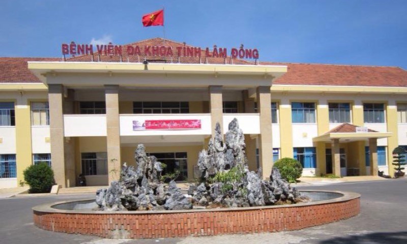 Bệnh viện Đa khoa tỉnh Lâm Đồng nơi các bệnh nhân được cấp cứu.