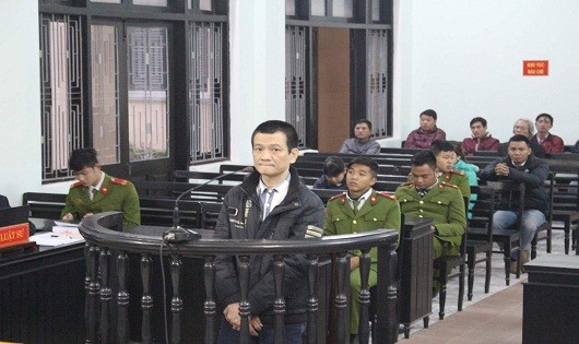 bị cáo Nguyễn Hùng tại phiên tòa sơ thẩm