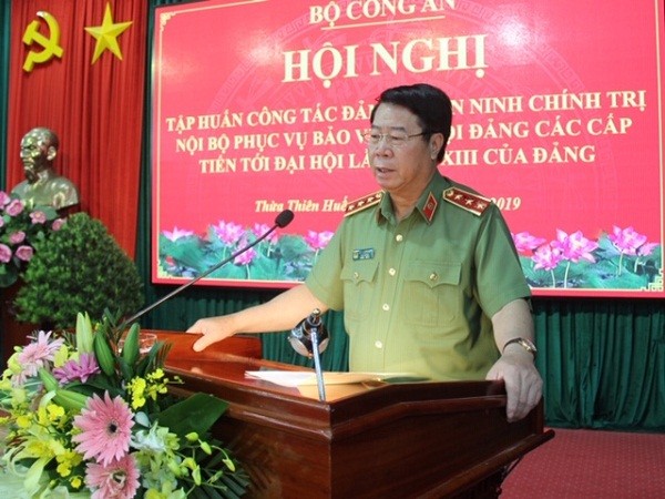 Thứ trưởng Bộ Công an Bùi Văn Nam phát biểu tại hội nghị