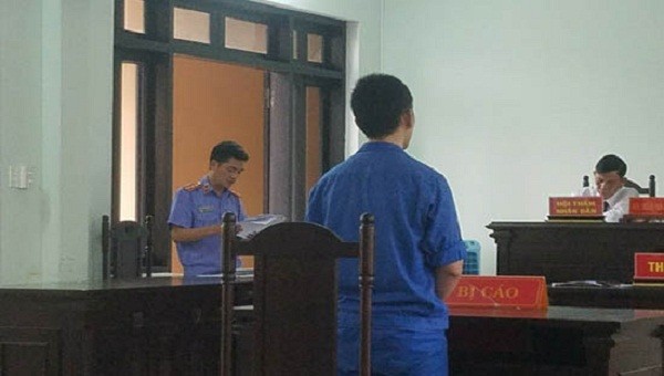 Bị cáo Huỳnh Tấn Hòa nhận mức án 8 năm tù về tội danh "Giết người"