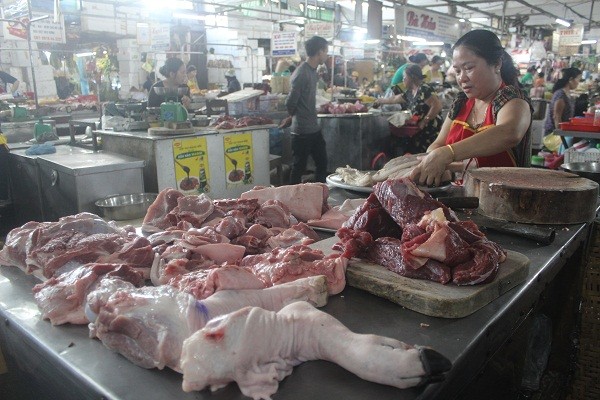 Tết Nguyên đán năm nay, trên địa bàn tỉnh TT- Huế thiếu 25% nguồn thịt lợn để cung ứng cho thị trường tiêu thụ