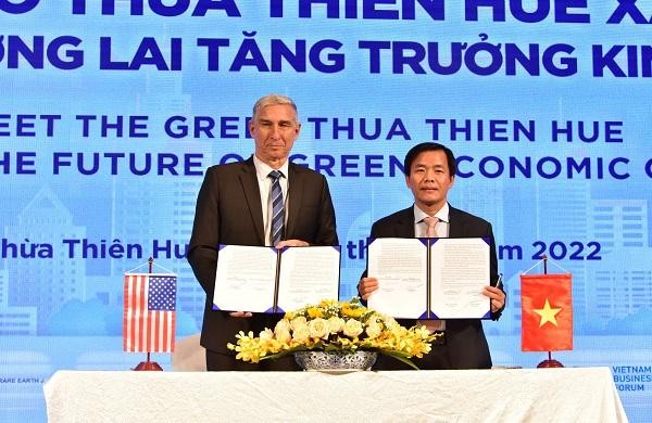 Ký kết thỏa thuận hợp tác giữa tỉnh Thừa Thiên Huế và Hiệp hội Thương mại Hoa Kỳ tại Việt Nam.