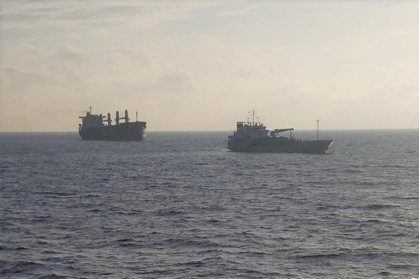 Quân chủng Hải quân kịp thời ứng cứu kéo tàu Pacific 07 bị hỏng máy trên biển