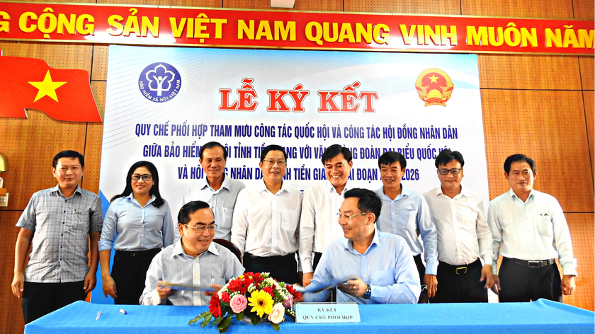 Cột mốc phối hợp giữa Bảo hiểm xã hội - Văn phòng Đoàn Đại biểu Quốc hội và Hội đồng nhân dân tỉnh Tiền Giang