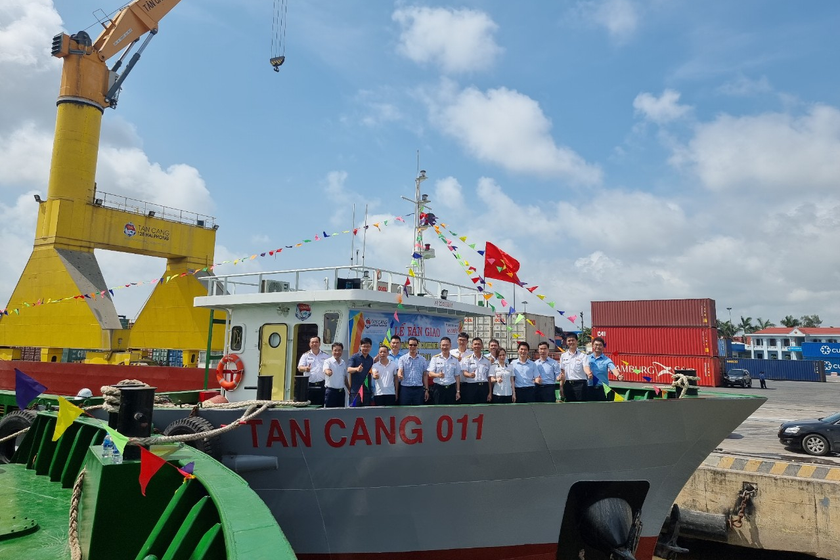 Tân Cảng Sài Gòn tăng năng lực vận chuyển Sà lan khu vực phía Bắc