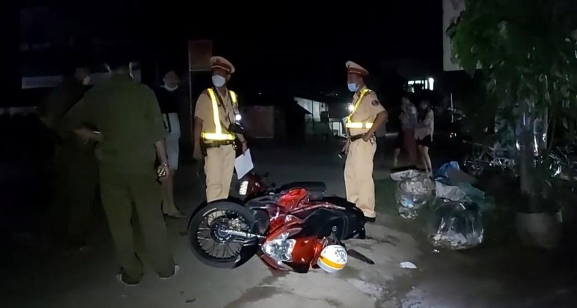 Tiền Giang: Hai xe máy va chạm khiến 5 người nhập viện cấp cứu