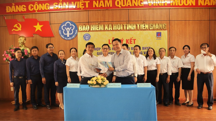 BHXH tỉnh Tiền Giang: Mời các tổ chức dịch vụ ký hợp đồng ủy quyền thu, phát triển người tham gia BHXH tự nguyện, BHYT hộ gia đình