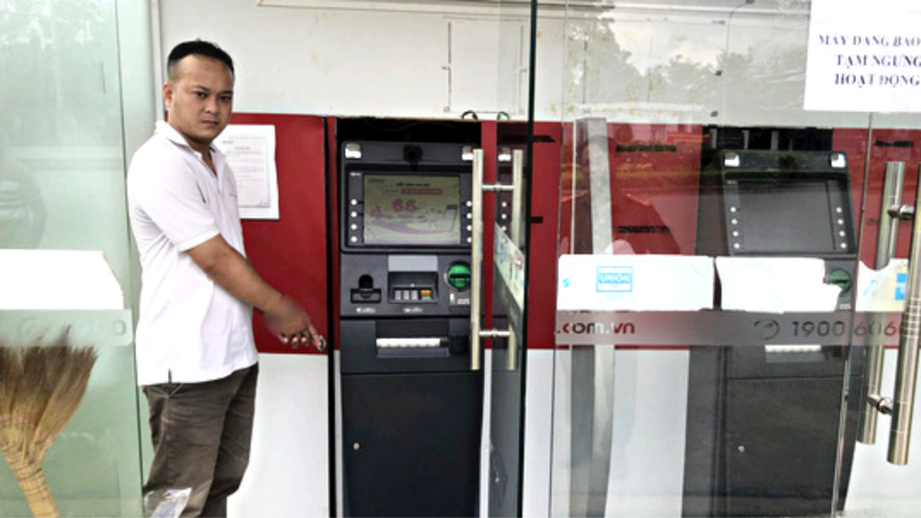 Bắt đối tượng phá trụ ATM trộm gần 500 triệu đồng