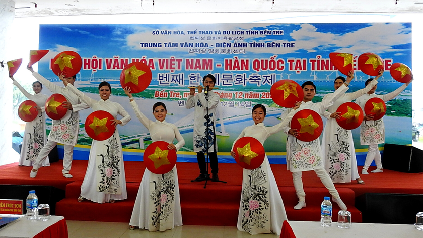 Khai mạc ngày hội văn hóa Việt Nam – Hàn Quốc tại tỉnh Bến Tre