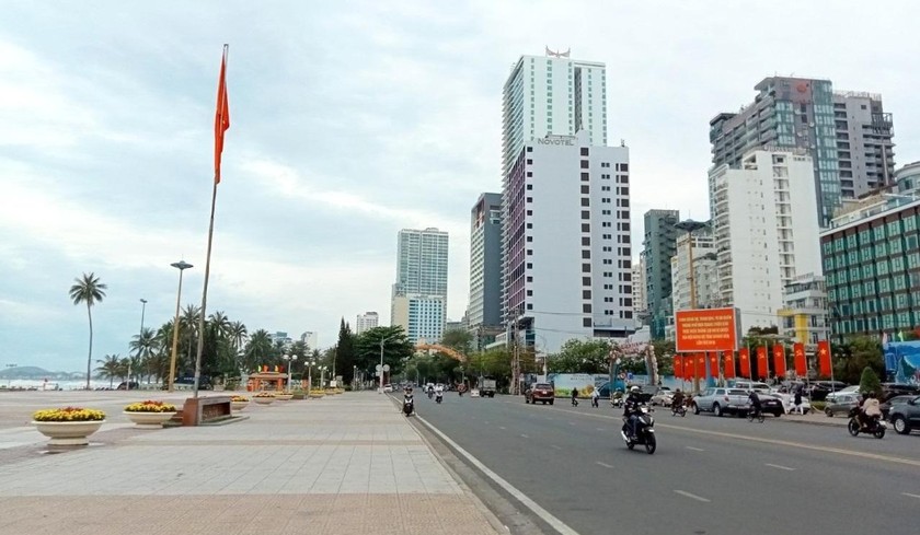 Đến năm 2025, Khánh Hòa phấn đấu nằm trong nhóm 25 tỉnh, thành phố đứng đầu về chuyển đổi số. 
