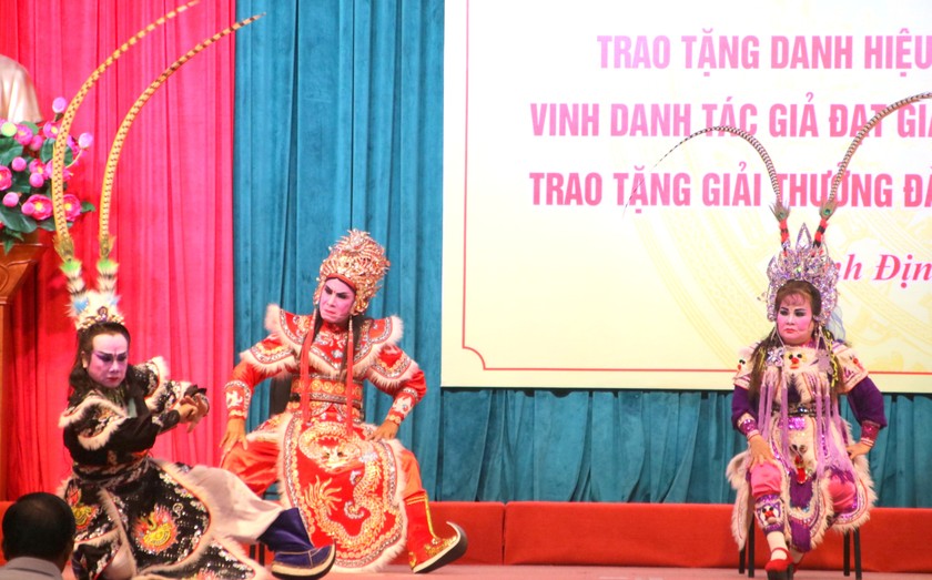 Nghệ thuật hát bội - nét văn hóa đặc sắc của miền đất võ Bình Định.