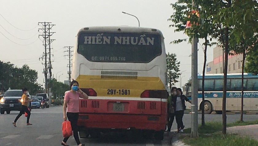 Bắc Giang: Nạn xe khách chui hoành hành hai khu Công nghiệp Vân Trung và Đình Trám 
