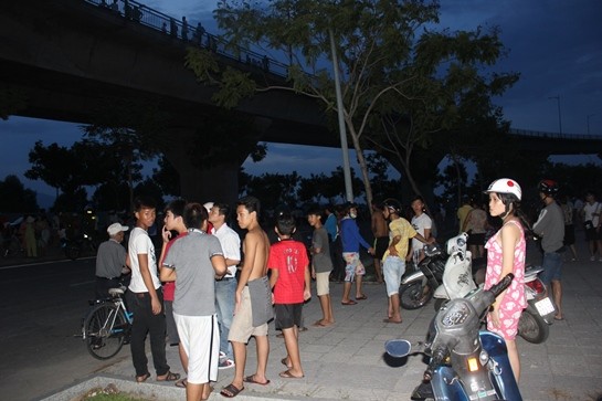 Đà Nẵng: Ô tô mất lái tông nạn nhân rớt cầu tử vong