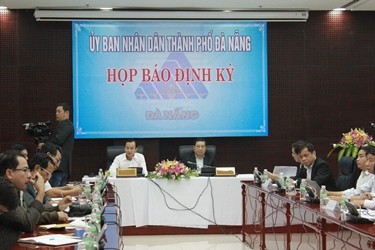 Ông Nguyễn Xuân Anh và ông Huỳnh Đức Thơ chủ trì cuộc họp báo
