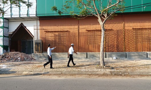 Kiểm tra công trình không phép được cho là "phố Trung Quốc" tại Đà Nẵng