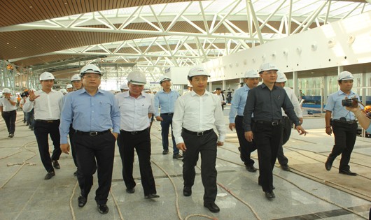 Bí thư Nguyễn Xuân Anh thăm công trình nhà ga quốc tế tại Cảng hàng không quốc tế Đà Nẵng