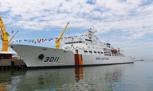 Tàu Badaro 3011 cập cảng Tiên Sa, Đà Nẵng