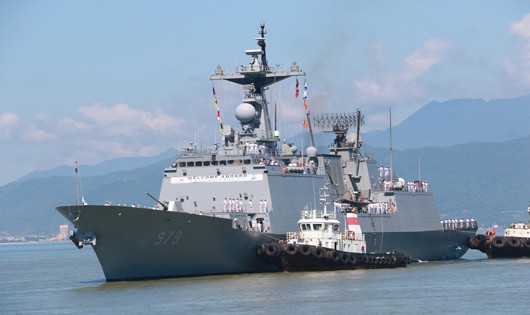 Chiến hạm của Hàn Quốc thăm Đà Nẵng