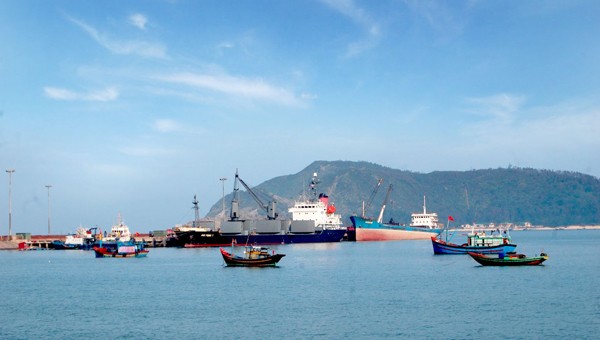 Cảng Hòn La trong khu kinh tế Quảng Bình
