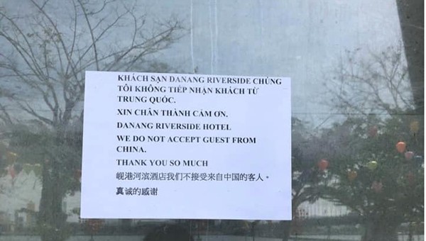 Thông báo dán từ chối khách Trung Quốc của 1 khách sạn tại Đà Nẵng trước dịch Corona