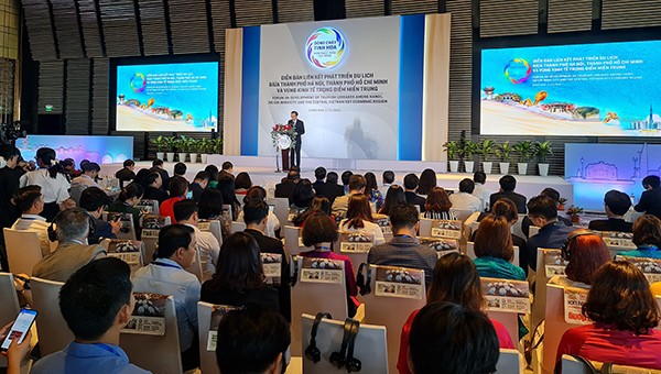 Diễn đàn liên kết phát triển du lịch giữa TP HCM, Hà Nội và 5 tỉnh miền Trung