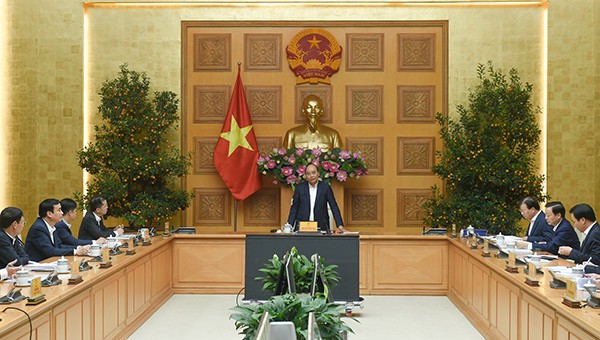 Thủ tướng Nguyễn Xuân Phúc chủ trì cuộc họp với Bộ, ngành và UBND TP. Đà Nẵng về điều chỉnh quy hoạch thành phố này đến năm 2030, tầm nhìn 2045 (ảnh VGP).
