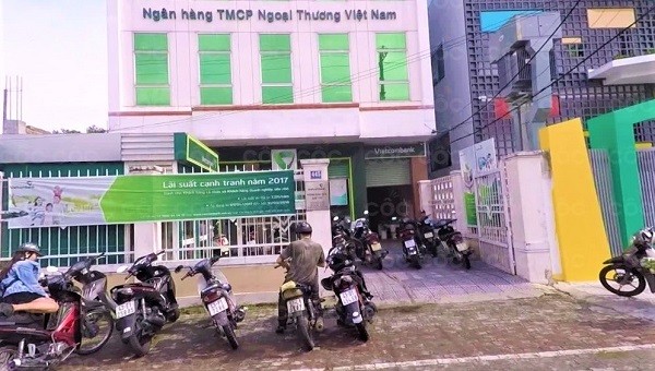 Ngân hàng Vietcombank tại 445 Ngô Quyền, quận Sơn Trà, Đà Nẵng.