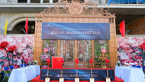 Đất Xanh Miền Trung làm lễ cất nóc tổng thể dự án Regal Maison Phu Yen