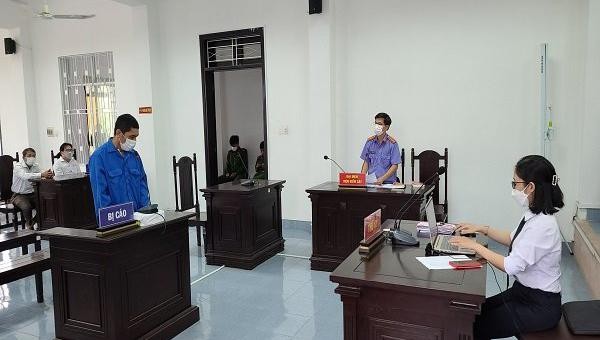 Bị cáo Nguyễn Bình Hưng tại phiên tòa!