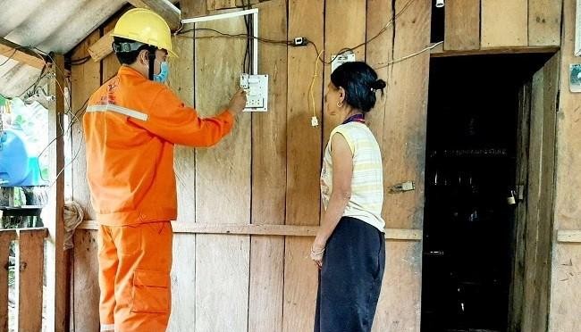 Quảng Ngãi: 2 thôn cuối cùng của xã Ba Nam huyện Ba Tơ có điện lưới quốc gia
