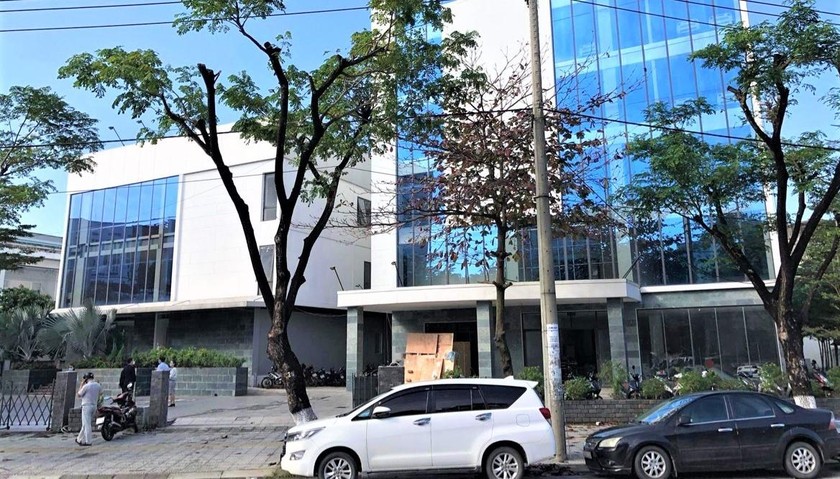 Bệnh viện 7 tầng xây dựng không phép trên đất quốc phòng ở Đà Nẵng.