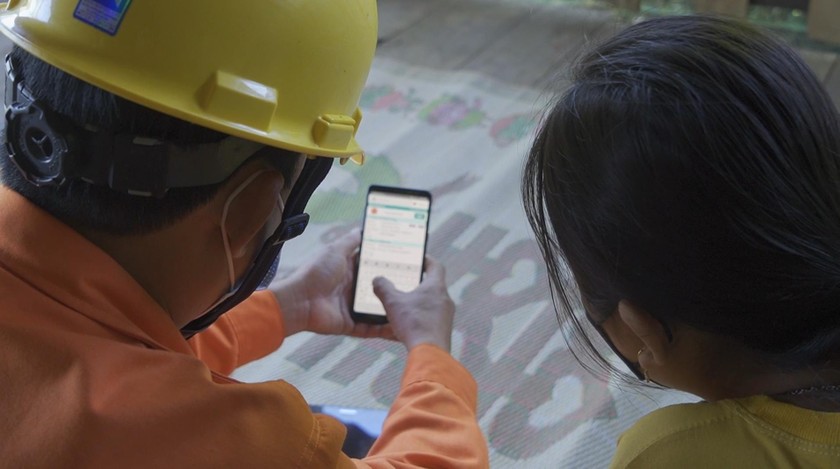 Công ty Điện lực Quảng Ngãi bắt đầu triển khai dịch vụ thanh toán tiền điện mới từ đầu năm nay thông qua ứng dụng Mobile Money.