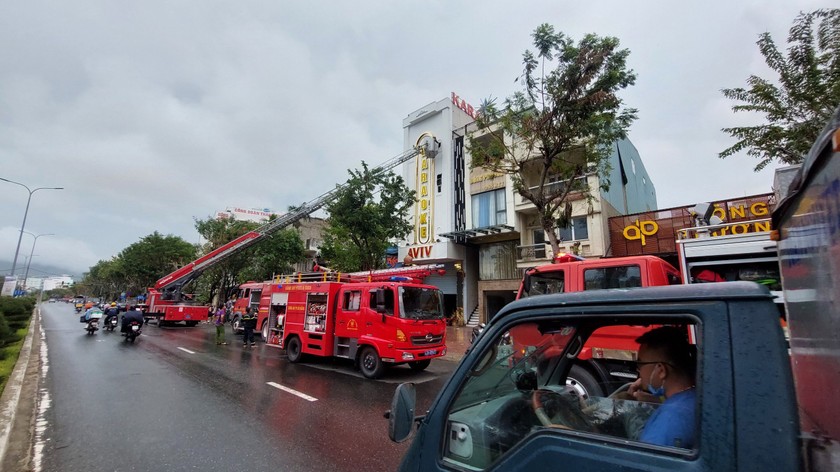 1 quán karaoke tại Đà Nẵng bị cháy vào trưa ngày 4/10/2022.