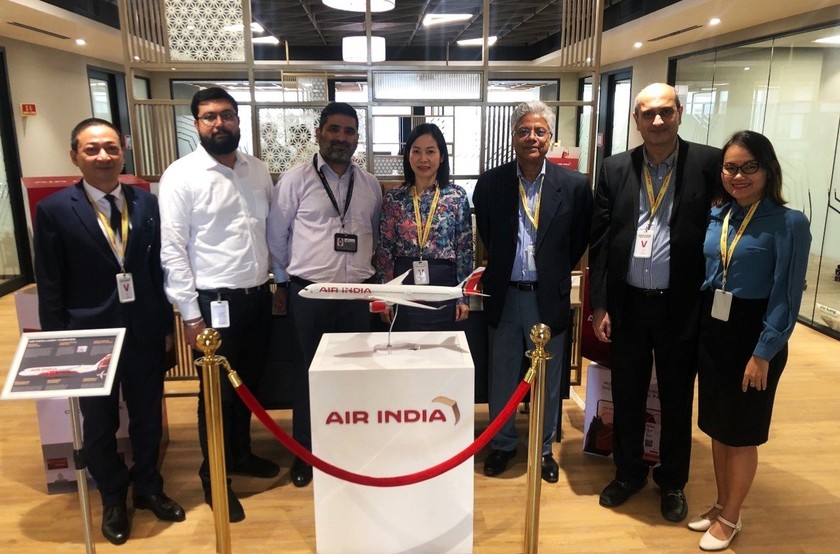 Đoàn công tác của Sở Du lịch Đà Nẵng đến thăm và làm việc với hãng hàng không Air India của Ấn Độ. 