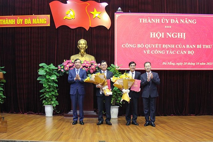 Công bố quyết định chuẩn y hai Ủy viên Ban Thường vụ Thành ủy Đà Nẵng