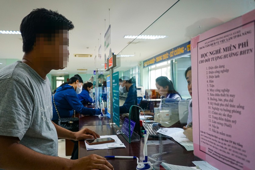 Thanh thiếu niên hư, học sinh bỏ học, gái mại dâm hoàn lương... được Đà Nẵng hỗ trợ 2 triệu đồng để học nghề.