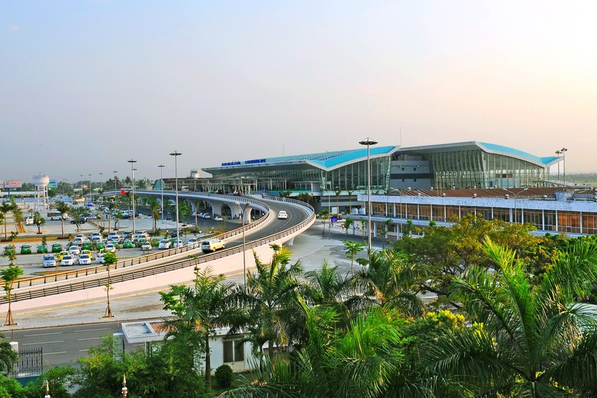 Sân bay Đà Nẵng.