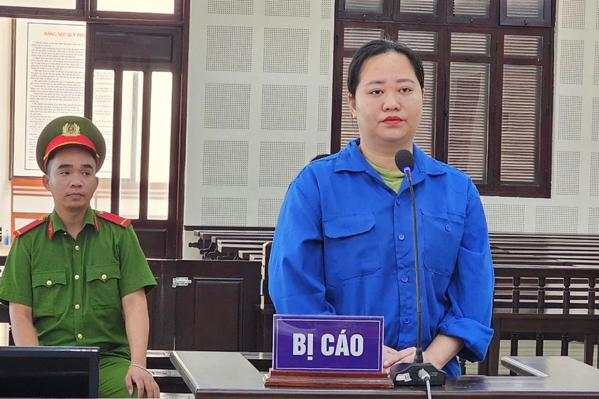 Bị cáo Trần Thị Thu Hạnh tại phiên tòa sơ thẩm. 