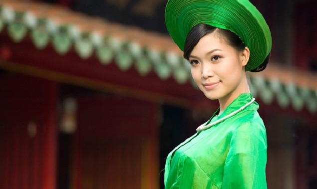 Hoa hậu Thùy Dung bức xúc khi bị cựu người mẫu Ngọc Thúy tố "giật chồng"