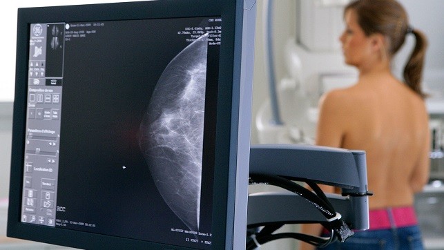 Hóa trị tia nội: Phương pháp mới điều trị ung thư vú