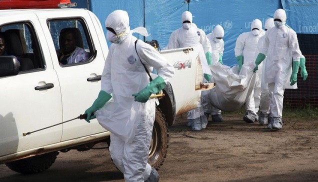 Tây Phi “bấn loạn” vì hàng chục bệnh nhân Ebola biến mất