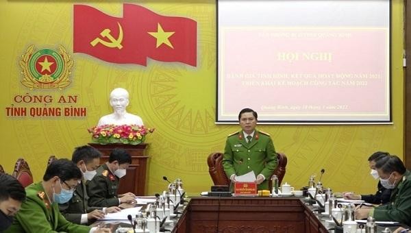 Đại tá Nguyễn Tiến Hoàng Anh, Phó Giám đốc Công an tỉnh, Chánh văn phòng BLO tỉnh phát biểu chỉ đạo tại Hội nghị.