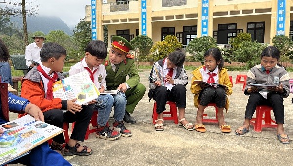 Lan tỏa ý tưởng văn hóa đọc về địa bàn vùng cao biên giới Quảng Bình.