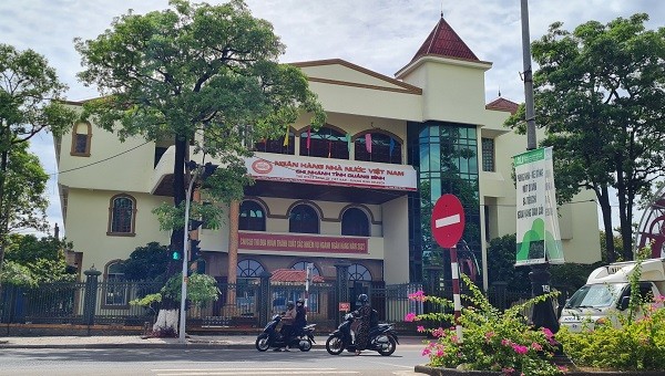 Ngân hàng Nhà nước chi nhánh tỉnh Quảng Bình, nơi ông Hiếu đang công tác.