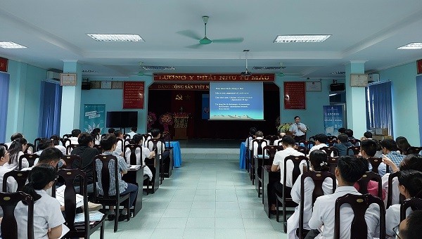 Toàn cảnh hội thảo khoa học về nội soi tiêu hóa và can thiệp tại Bệnh viện Đa khoa Khu vực Bắc Quảng Bình.