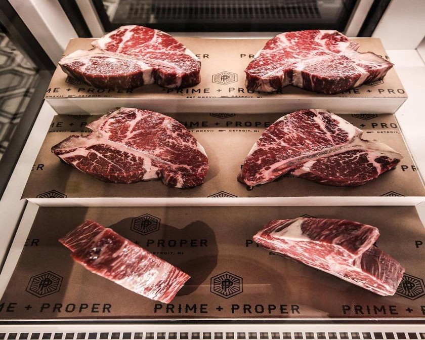 Độc lạ món thịt bò “ngủ đông” suốt 15 năm, nhưng có giá lên tới ngàn đô