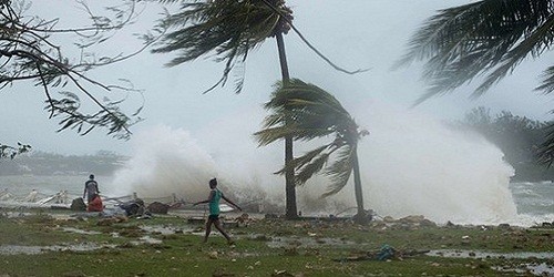 Bão Pam được đánh giá có sức mạnh tương đương siêu bão Haiyan đổ bộ Philippines năm 2013 (ảnh: AFP)