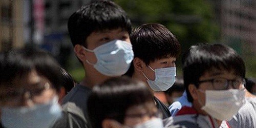 Hơn 1.000  trường học tại Hàn Quốc ngày 4/6 đã phải đóng cửa do lo ngại lây lan dịch MERS. Ảnh: AFP