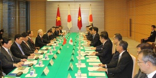 Tổng Bí thư Nguyễn Phú Trọng hội đàm với  Thủ tướng Nhật Bản Shinzo Abe.
